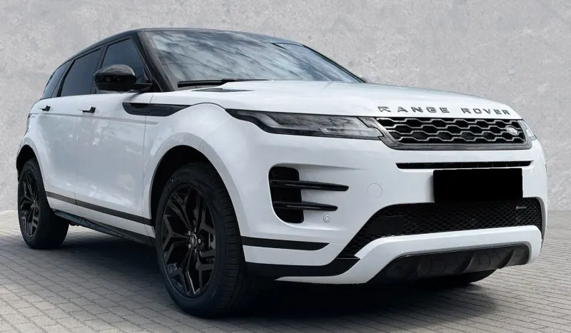 Land Rover Range Rover Evoque P300е R-Dynamic SE =NEW= Black Image 1