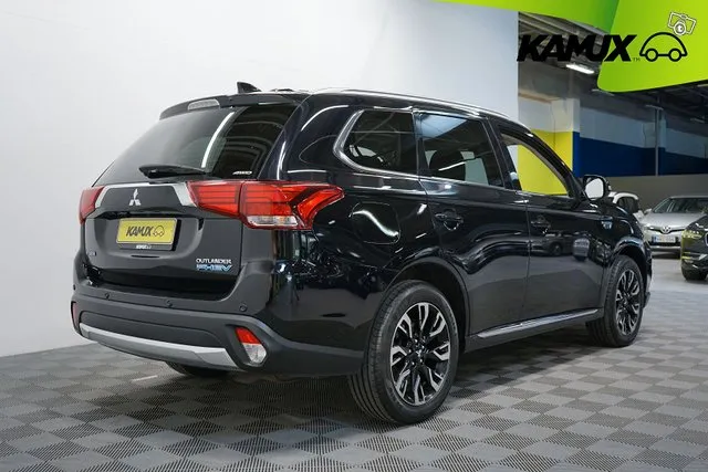 Mitsubishi Outlander Intense Business 4wd 5p / Adapt. Vakkar Image 4