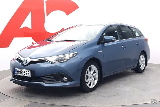 Toyota Auris Touring Sports 1,8 Hybrid Active - 1-OMISTAJA / Image 1