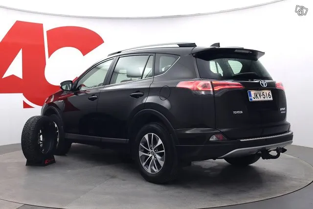 Toyota RAV4 2,5 Hybrid FWD Hybrid Edition - / Vetokoukku / Tutkat / Lohko- ja sisäpistoke / Täyd. merkkiliikkeen huoltokirja / Image 3