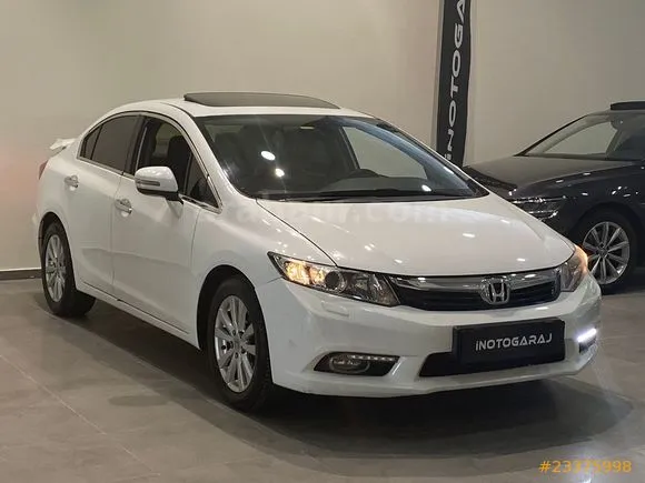 Honda Civic 1.6 i-VTEC ECO Elegance Image 1