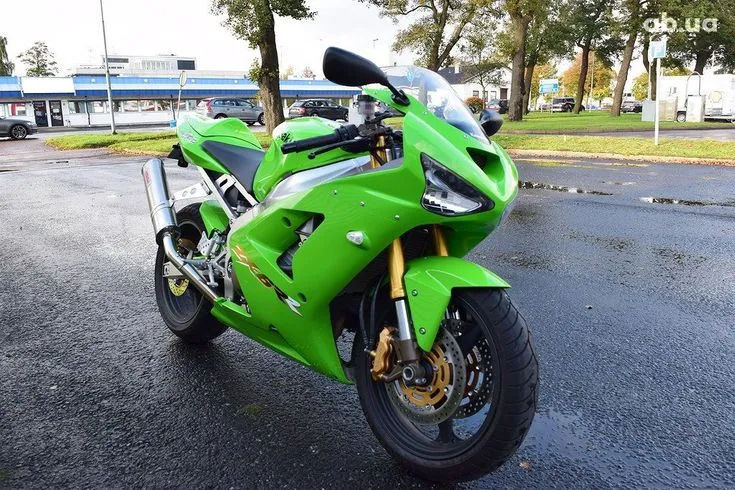 Kawasaki ZX Image 1